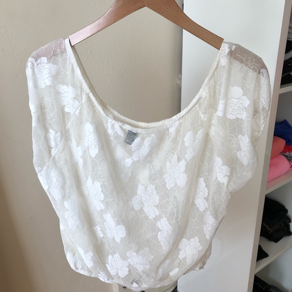 Blue Night White Lace Wide Scoop Blouse - Picture 2 of 5